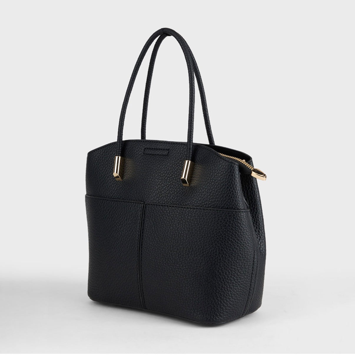 Boss Muse Handbag|| Sling bag
